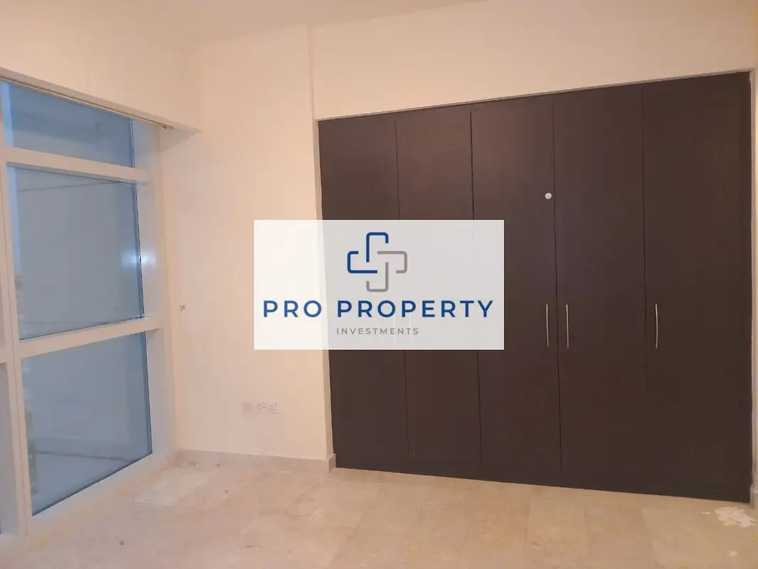 Stunning 1BR Sea View Prime Location (4)