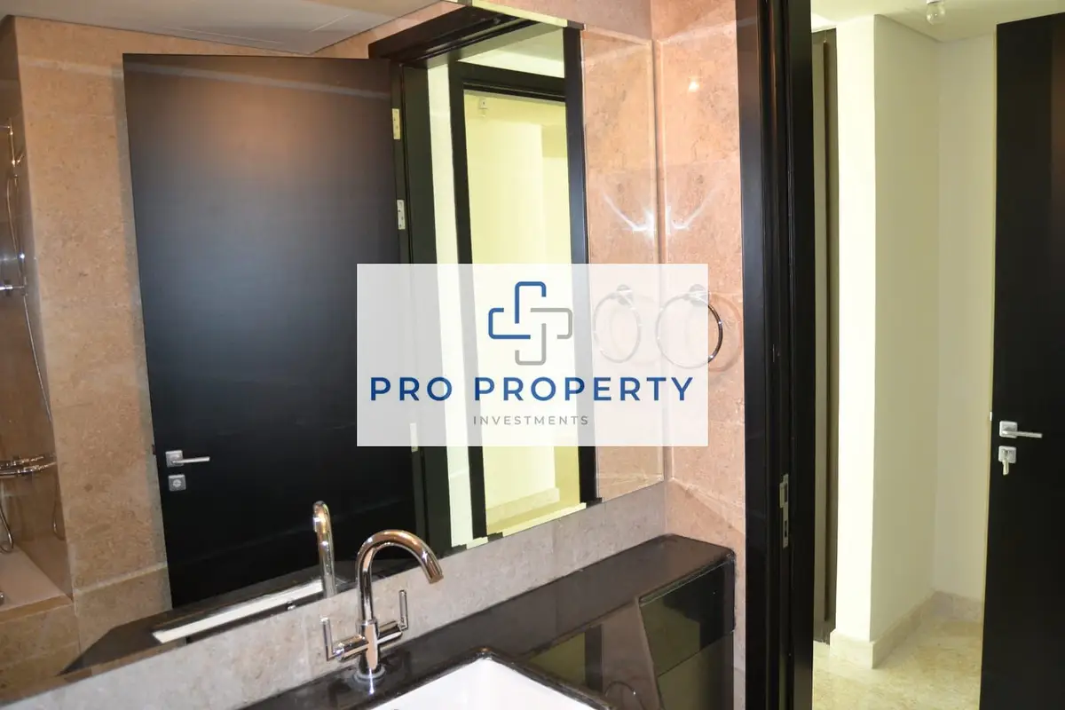 Stunning 1BR Sea View Prime Location (8)