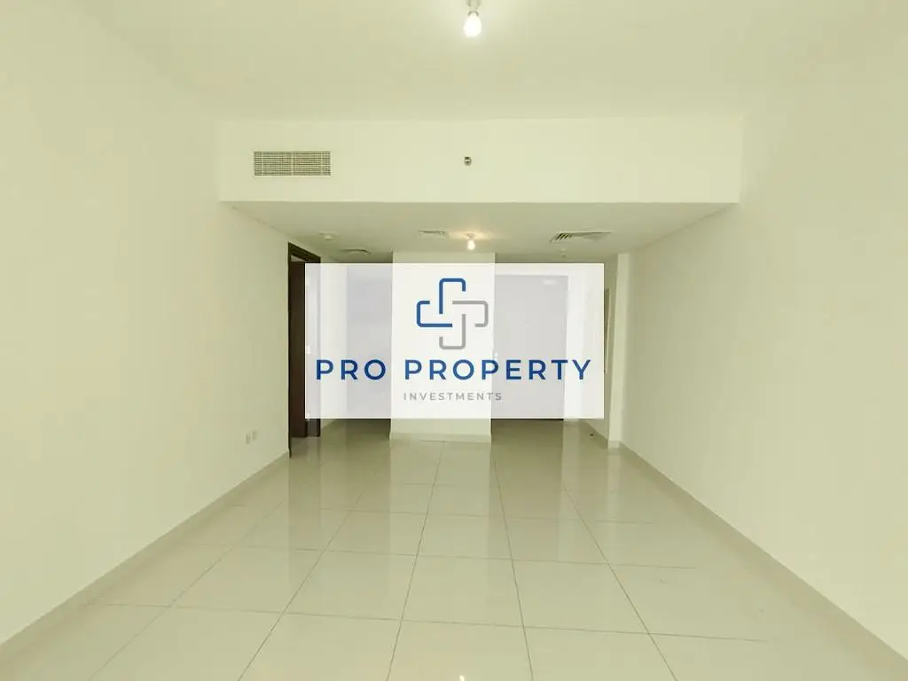 Stylish 1BR Spacious Living Sea View (4)